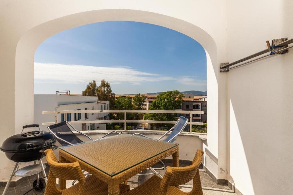 Hotel Residence Hibiscus La Caletta Dış mekan fotoğraf