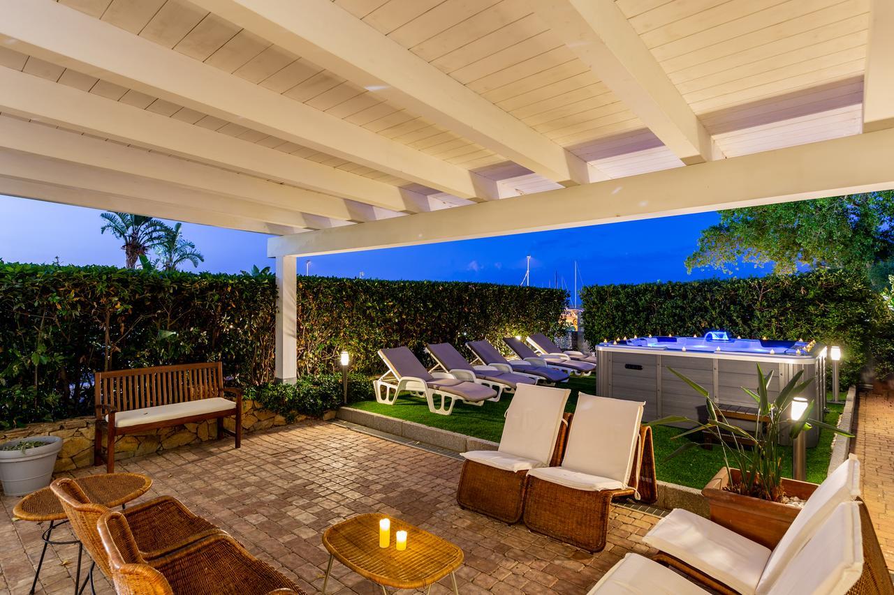 Hotel Residence Hibiscus La Caletta Dış mekan fotoğraf
