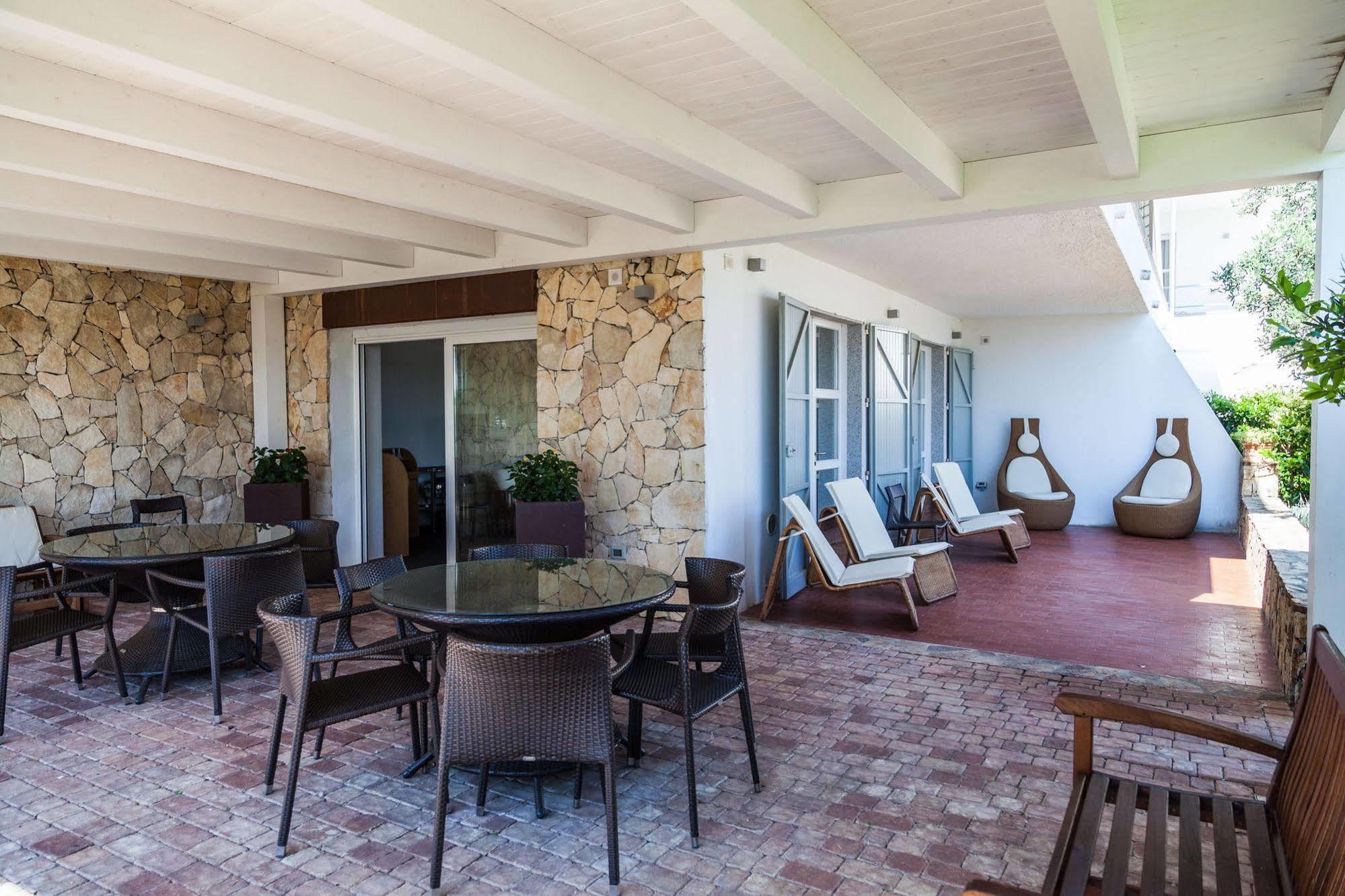 Hotel Residence Hibiscus La Caletta Dış mekan fotoğraf