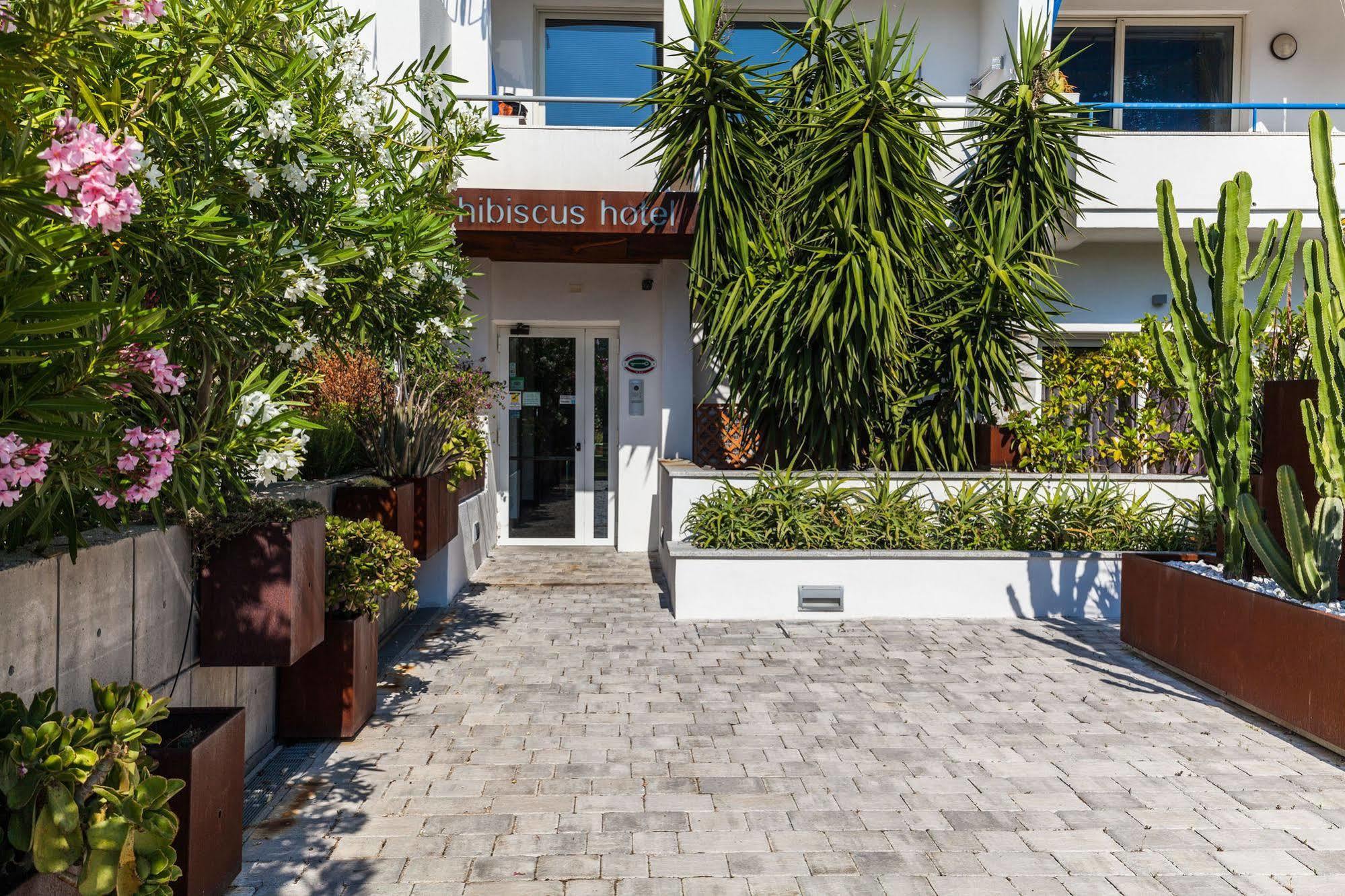 Hotel Residence Hibiscus La Caletta Dış mekan fotoğraf